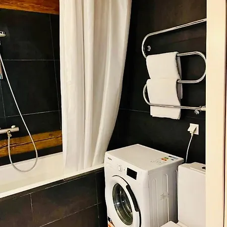 Lossi 21/23 تارتو