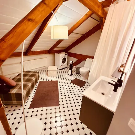 Lossi 21/23 Appartement *